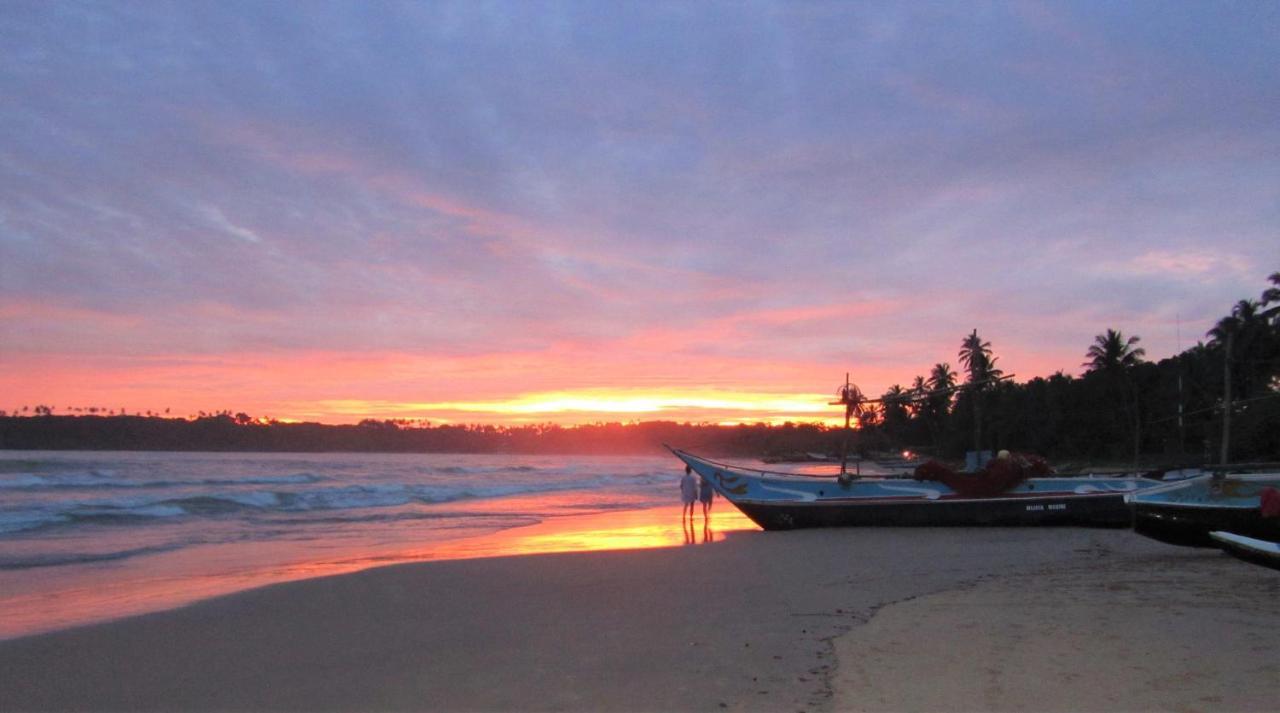Isana Beach House Tangalle Eksteriør billede